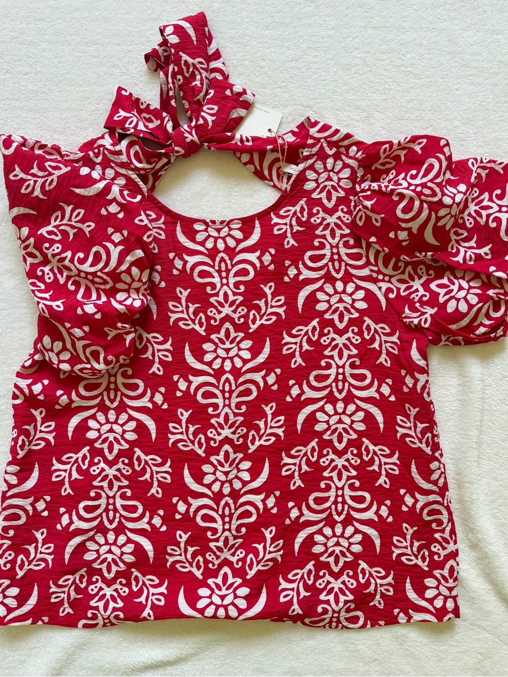 Red Floral Print Puff-Sleeve Women's Top with Tie Back NWT